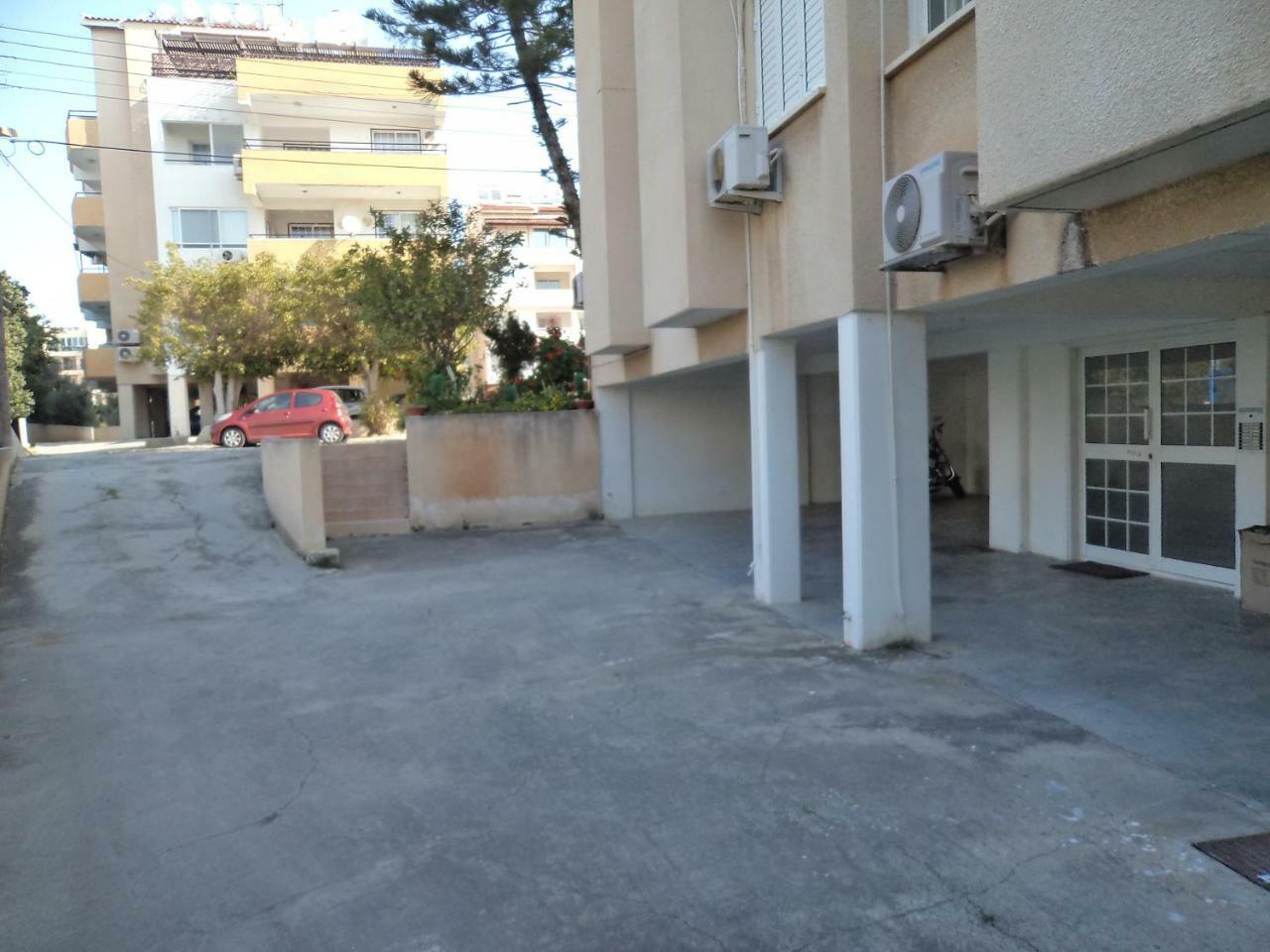 Welcome House Hotel ลาร์นาคา ภายนอก รูปภาพ